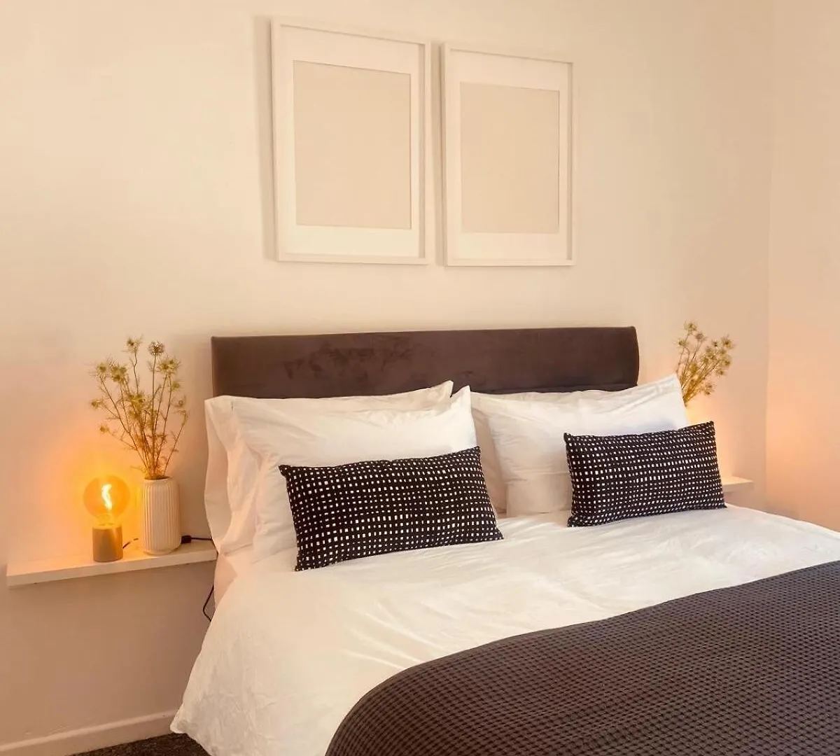 Spacious 2Bed - 10 Mins To City - Free Parking Villa Belfast