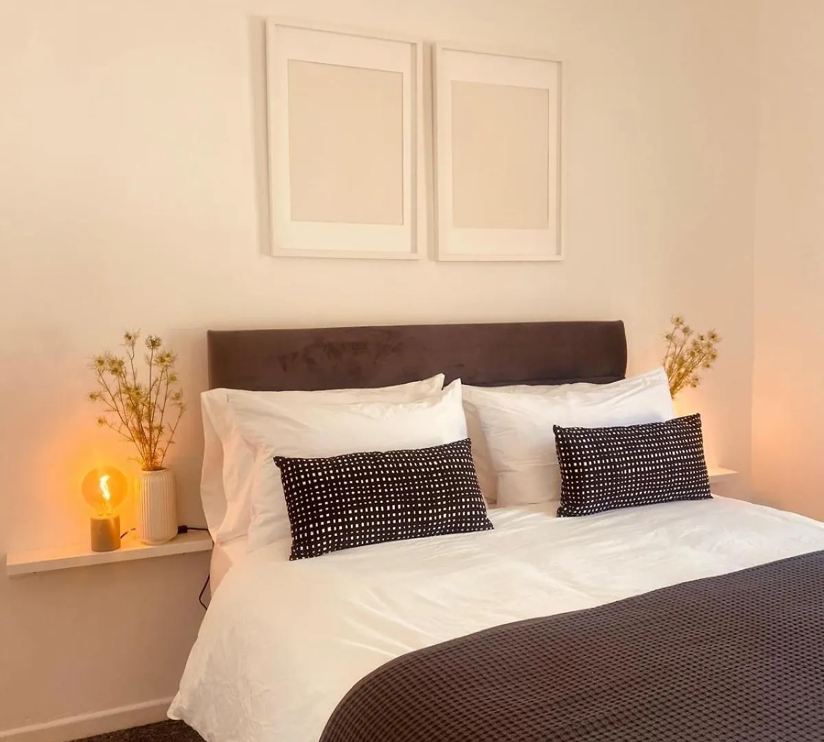 Spacious 2Bed - 10 Mins To City - Free Parking Villa Belfast
